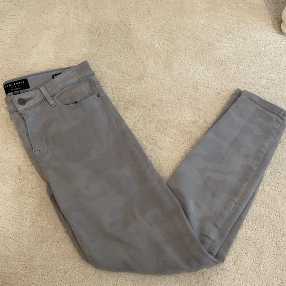 Sanctuary camo print skinny jeans, size 27
